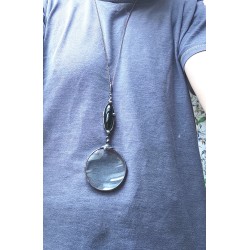 Zielona długa lupa - witrażowy wisior