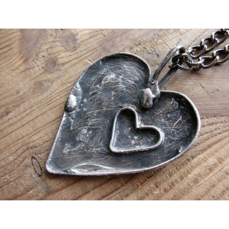 Serca dwa - witrażowy  wisior z miłosnym motywem