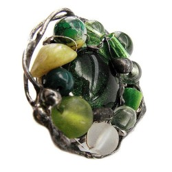 Zielony z awenturynem i jaspisem - regulowany witrażowy pierścionek