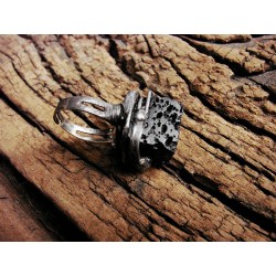 Lawa wulkaniczna  - witrażowy regulowany pierścionek