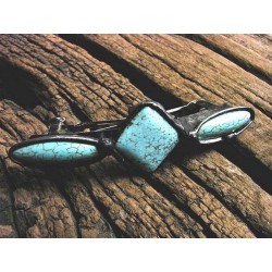 Z turkusowym howlitem - witrażowa klamra do włosów