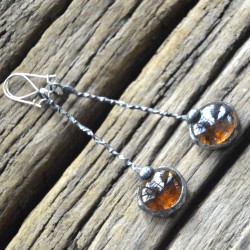 Ciemny miód  - długie witrażowe kolczyki