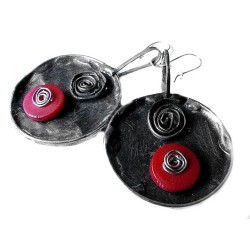Koralowe tarcze - okrągłe kolczyki witrażowe