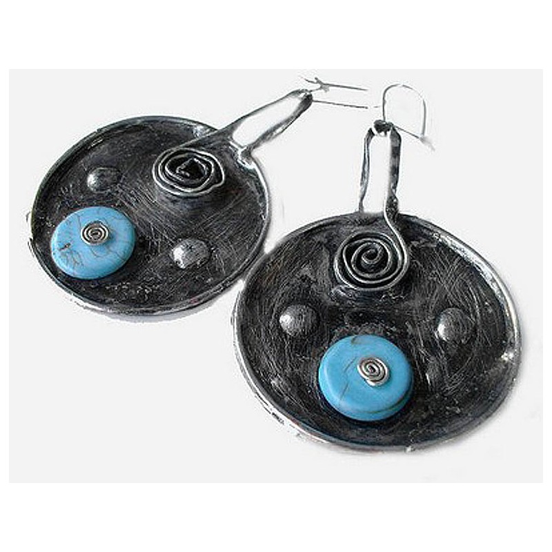 Howlitowe tarcze - okrągłe kolczyki witrażowe