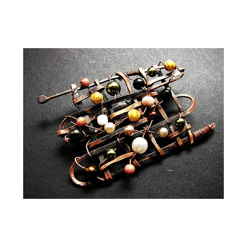 Grochy  - Broszka z miedzi