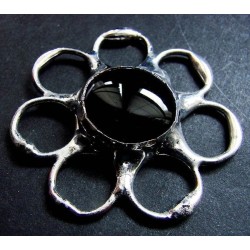 Czarny kwiatek  - Broszka