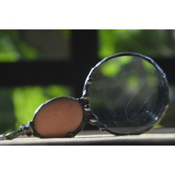 Różana  - wisior witrażowy lupa do czytania z howlitem