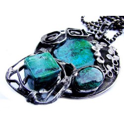 Chryzokola na okrągło - witrażowy okrągły  wisior