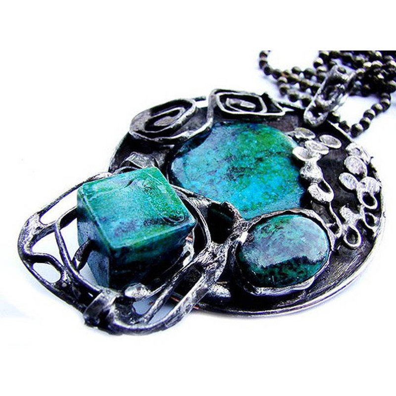 Chryzokola na okrągło - witrażowy okrągły  wisior