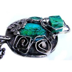 Chryzokola na okrągło - witrażowy okrągły  wisior