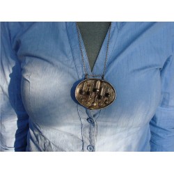 Kwiaty - wisior z górskich kryszałów